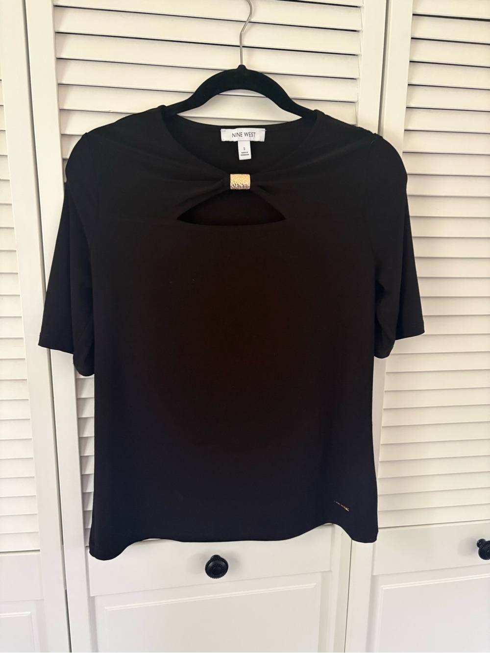 Nine West Black Embellished Top Size Small Like New